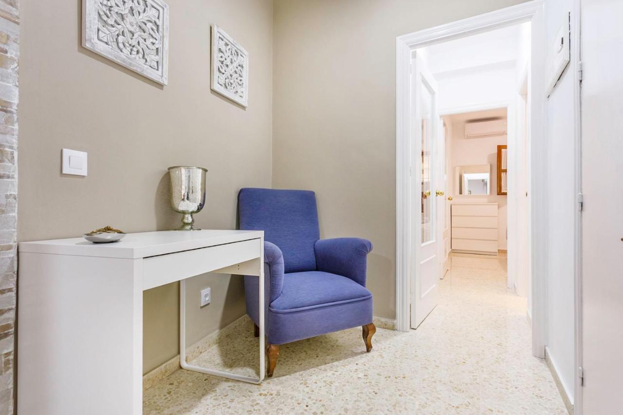 Apartamentos Sta Maria La Blanca Севилья Экстерьер фото