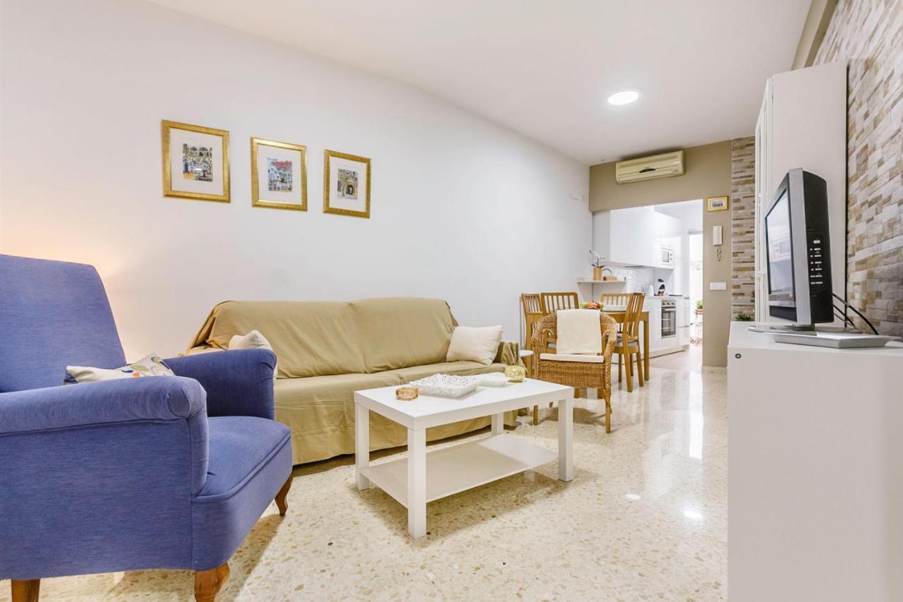 Apartamentos Sta Maria La Blanca Севилья Экстерьер фото